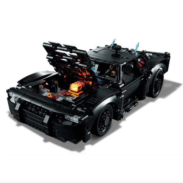 LEGO Technic Batmobile do Batman 42127 Autobrinca Online www.autobrinca.com 3
